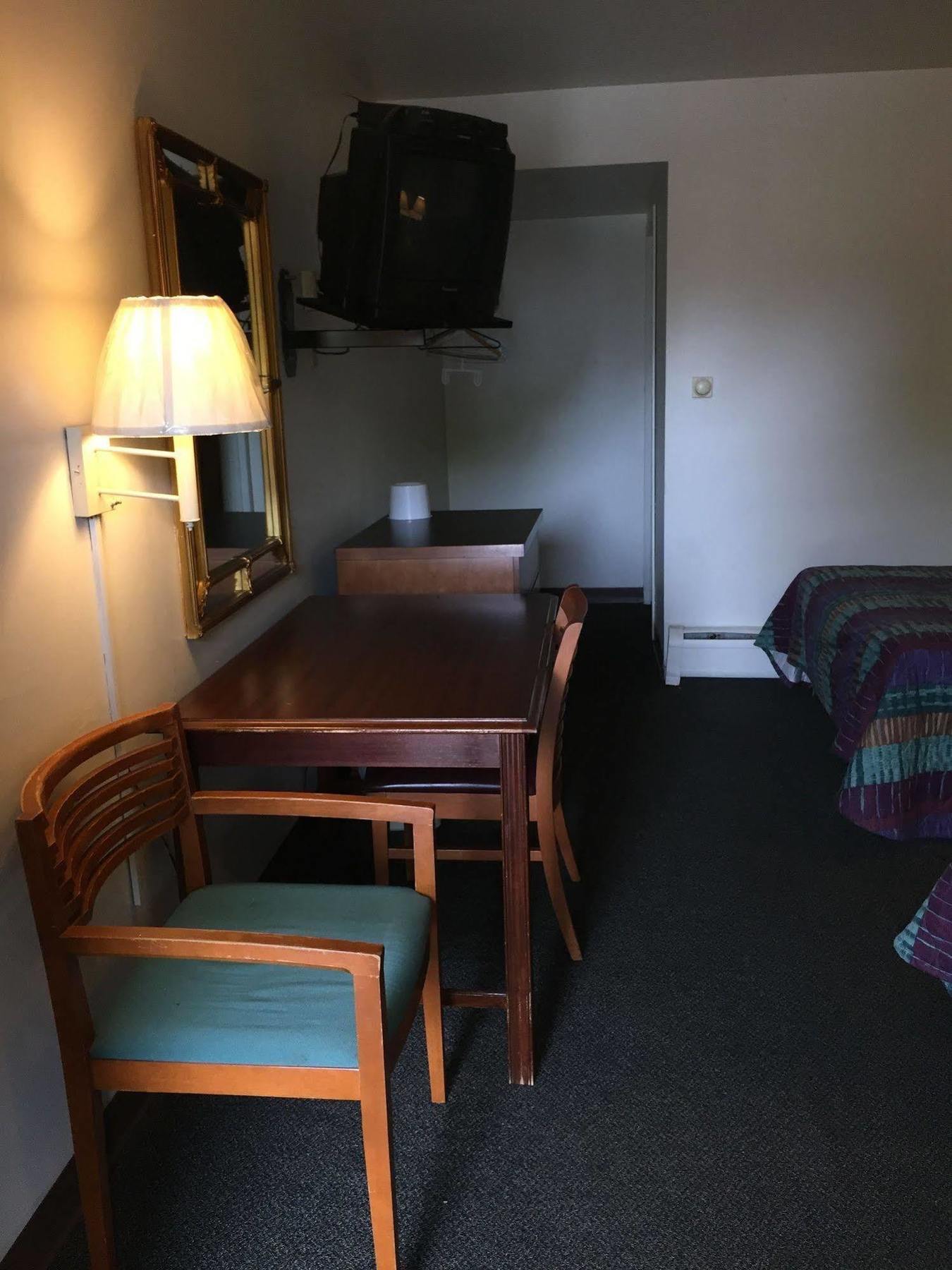 Hudson Plaza Motel Bayonne Джърси Сити Екстериор снимка